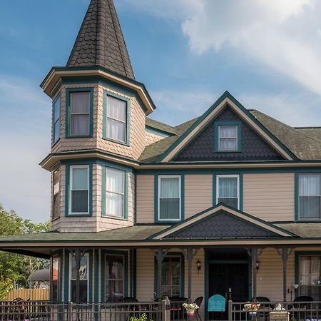 Dennison Street Inn, B & B Colonial Beach Exterior foto